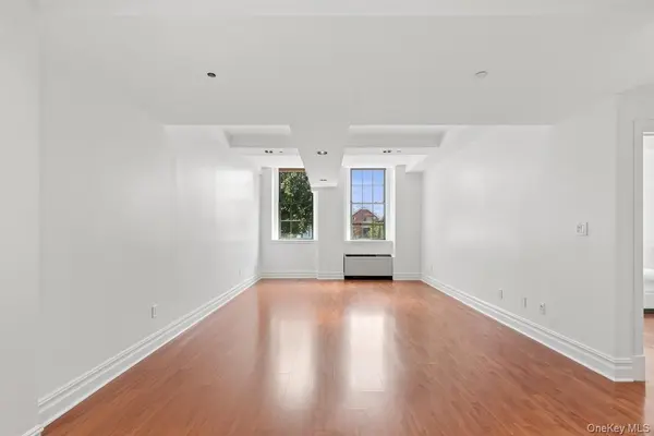 45-02 Ditmars BLVD #124, Astoria, NY 11105