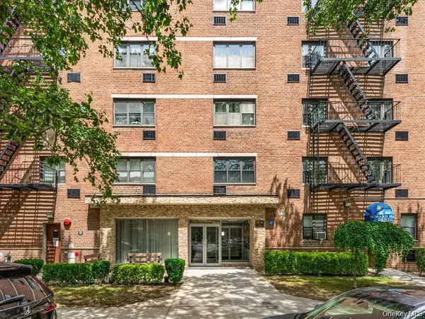 153-25 88th ST #1N, Howard Beach, NY 11414