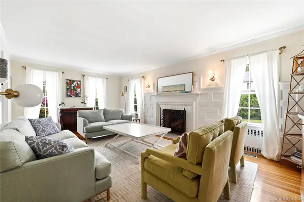 129 Bayview AVE, Amityville, NY 11701