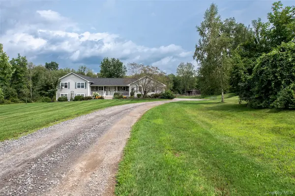 27 Verbank Club RD, Verbank, NY 12585
