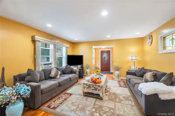 220-16 107th AVE, Queens Village, NY 11429