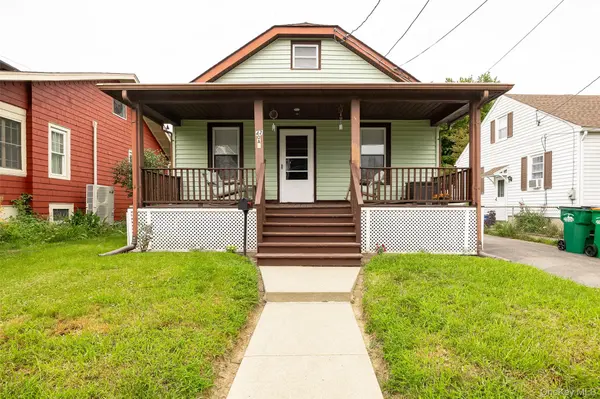 42 Oak ST, Beacon, NY 12508