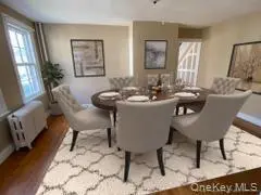 21 Mechanic ST, Huntington, NY 11743