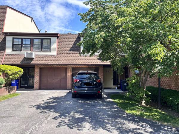 120-09 Ketch CT #42, College Point, NY 11356