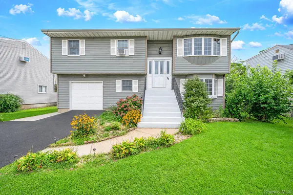 79 Jefferson ST, Freeport, NY 11520