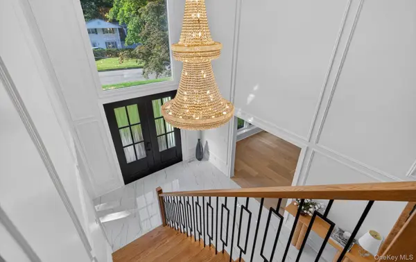71 Wichard BLVD, Commack, NY 11725