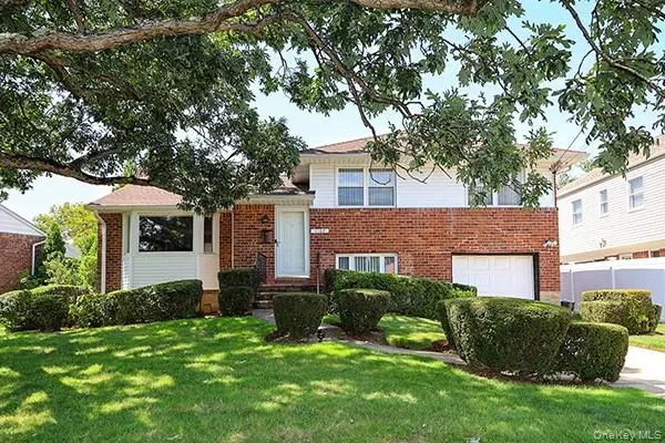 1102 Lawrence RD, Bellmore, NY 11710