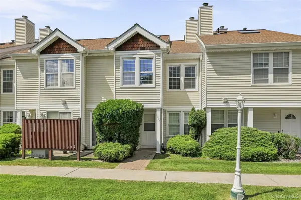 1005 Whispering HLS, Chester, NY 10918