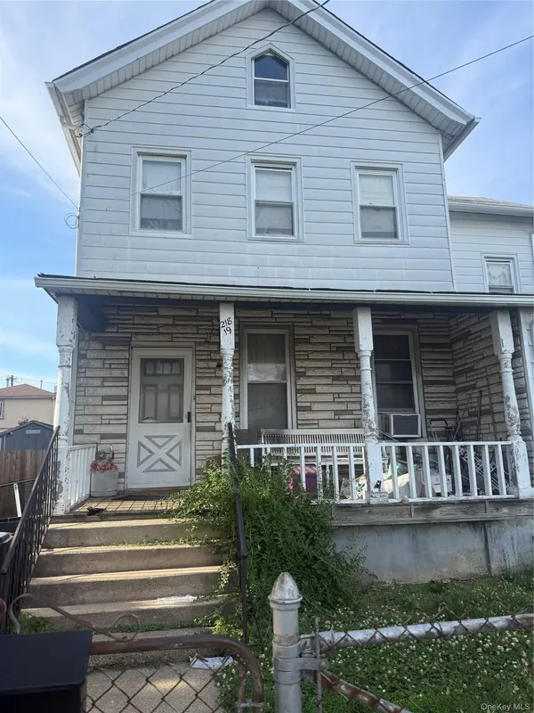 21819 101st AVE, Queens Village, NY 11429