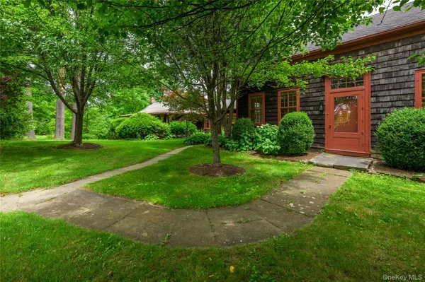 9960 Route 22, Hillsdale, NY 12529