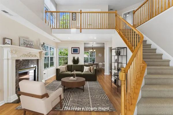 14 Julia CIR #14, Middle Island, NY 11953