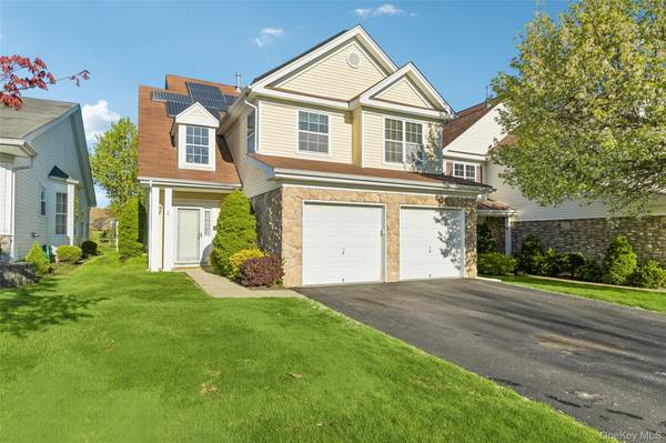 14 Julia CIR #14, Middle Island, NY 11953