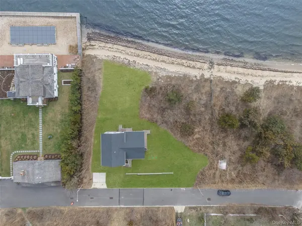 22 Rod ST, East Patchogue, NY 11772