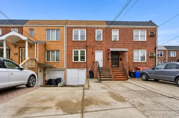 6916 Fresh Meadow LN, Fresh Meadows, NY 11365