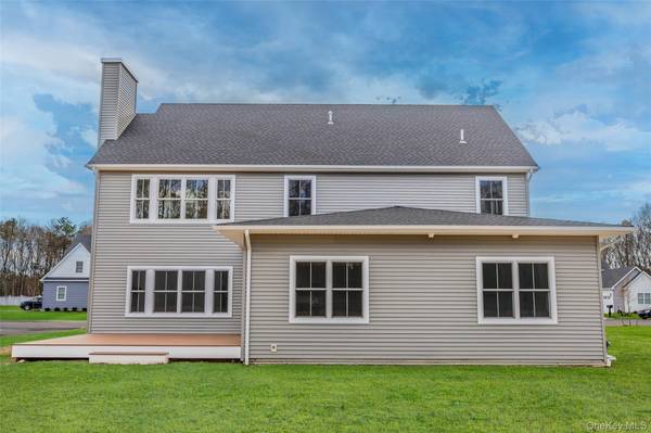 7 Jersey AVE, Miller Place, NY 11764