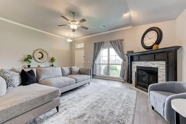 15612 W Vermillion DR, Edmond, OK 73013