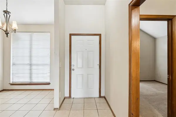 298 Harvest Hills RD, Harrah, OK 73045