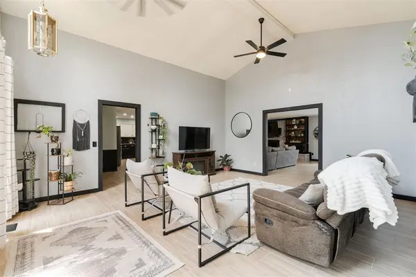 6701 Newman DR, Oklahoma City, OK 73162