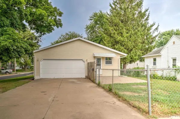 210 W TOWER ST, Eureka, IL 61530