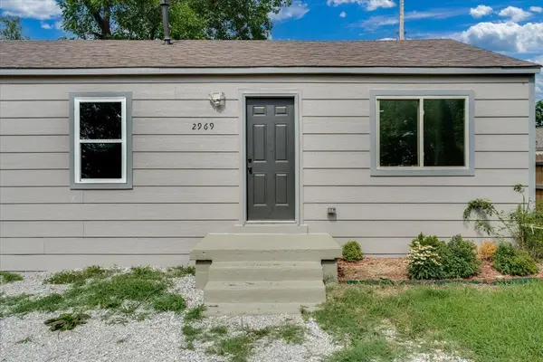 2969 S Davidson St, Wichita, KS 67210-1403