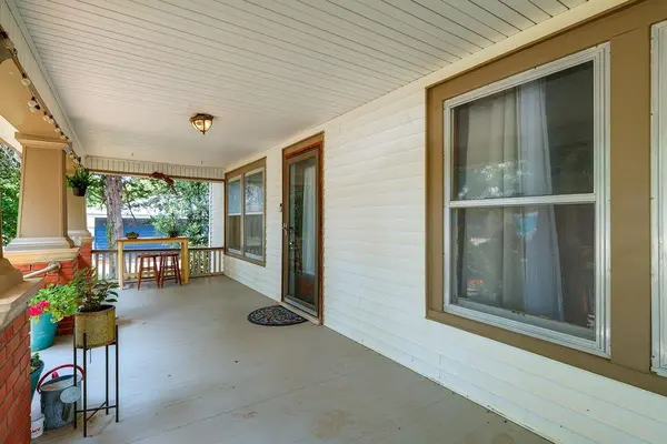 1408 E 6th, Winfield, KS 67156