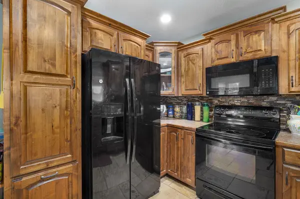 22783 Lawrence 1210, Aurora, MO 65605