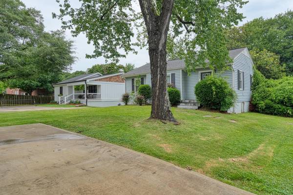 2478 Country Club Rd, Spartanburg, SC 29302