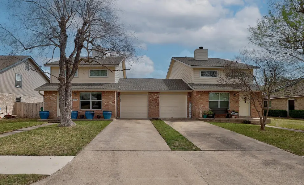 703 Valley View DR #A & B, Pflugerville, TX 78660