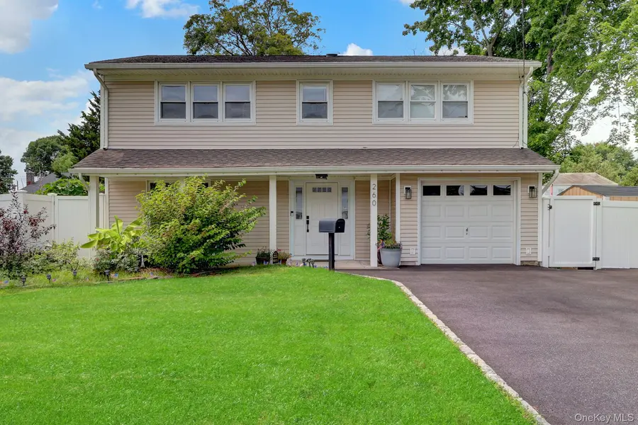 260 W 12th ST, Deer Park, NY 11729