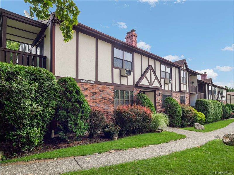 338 Sierra Vista LN, Valley Cottage, NY 10989
