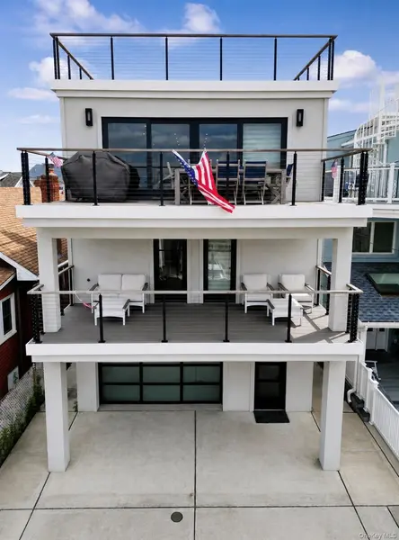 16 Minnesota AVE, Long Beach, NY 11561