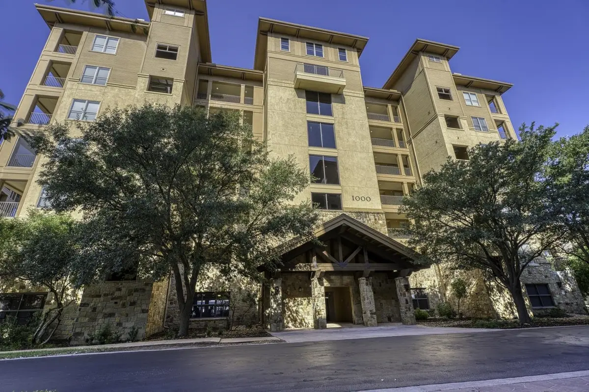 1000 The Cape #54, Horseshoe Bay, TX 78657