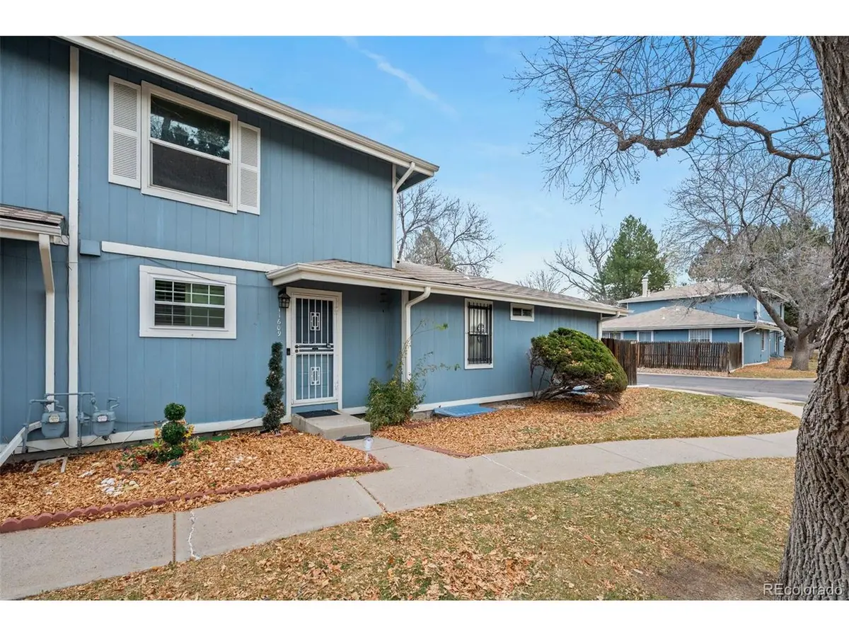 11609 E Cedar, Aurora, CO 80012