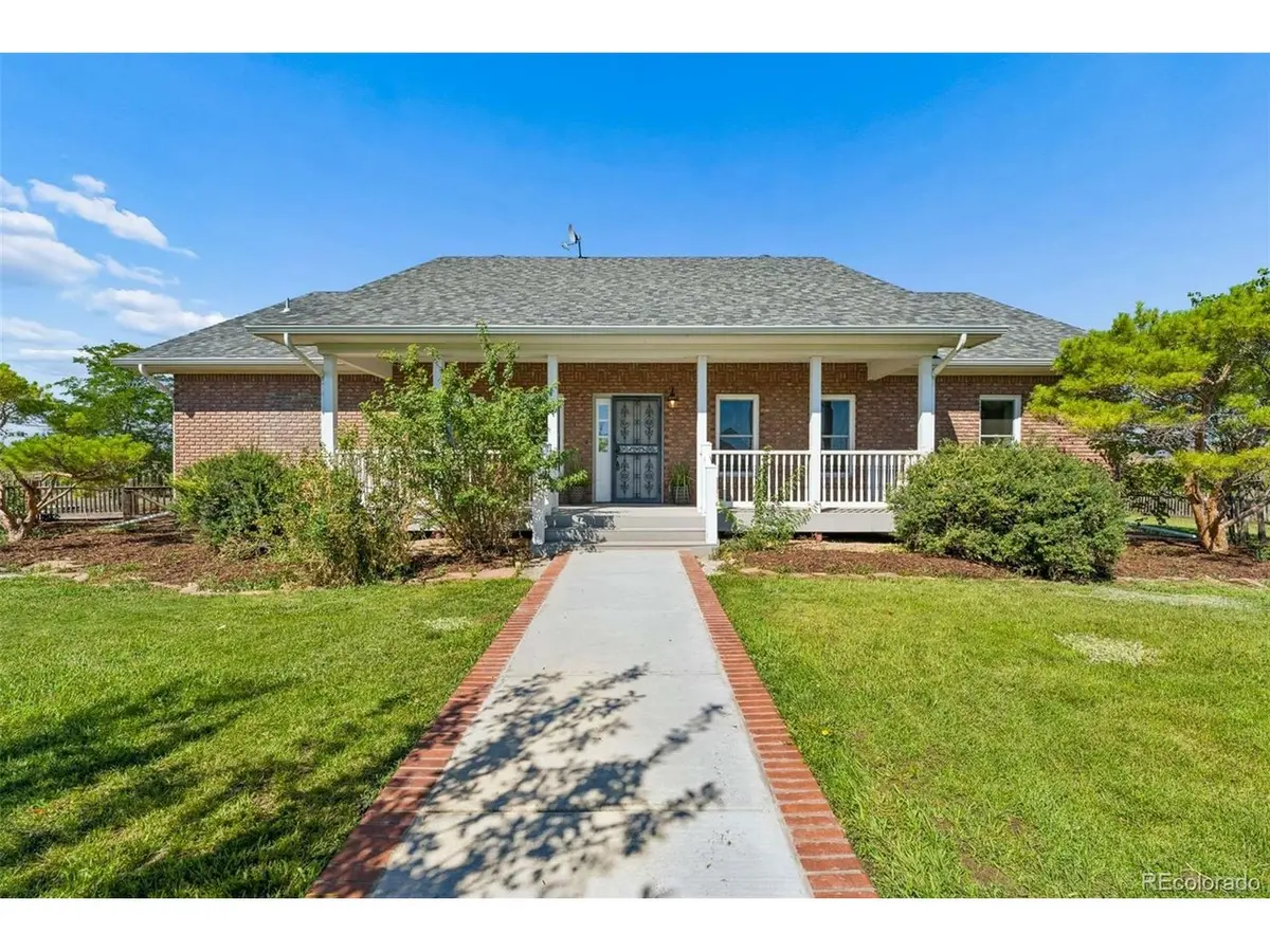 15583 Quivas, Broomfield, CO 80023