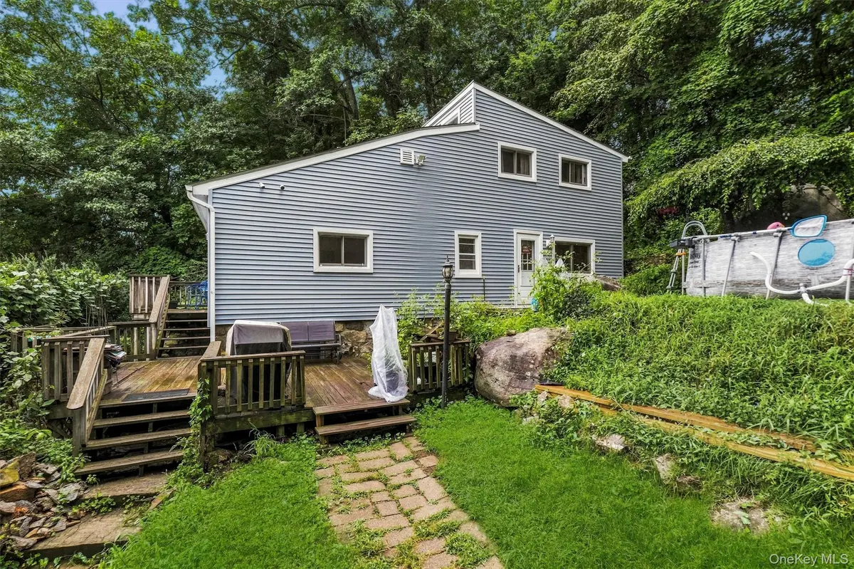 256 Haviland DR, Patterson, NY 12563