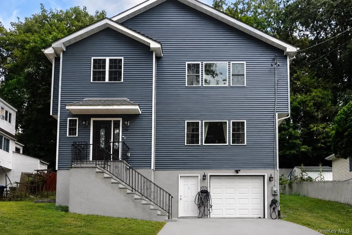 210 Abbott AVE, Elmsford, NY 10523
