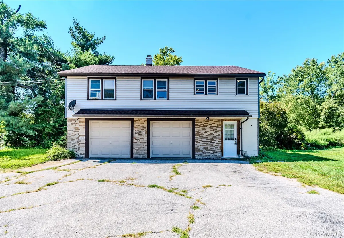 876 St Rte 52 #876, Walden, NY 12586