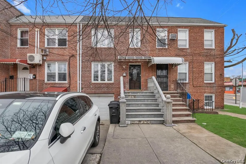 6906 Fresh Meadow LN, Fresh Meadows, NY 11365