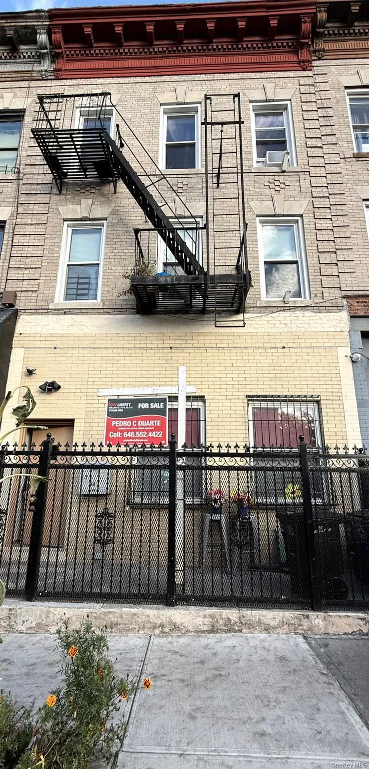 49 Buffalo AVE, Brooklyn, NY 11233