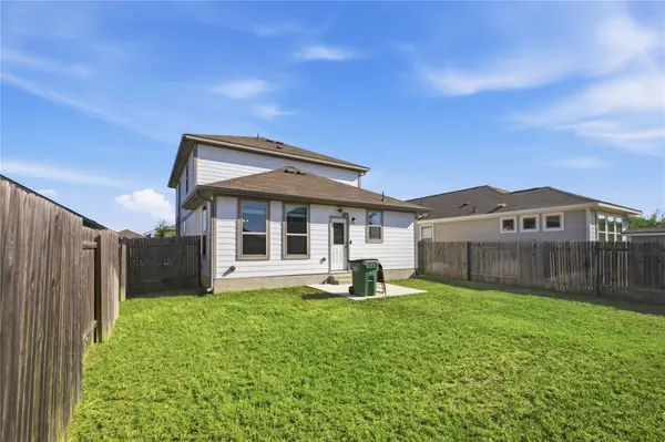 105 Quiet Man DR, Jarrell, TX 76537