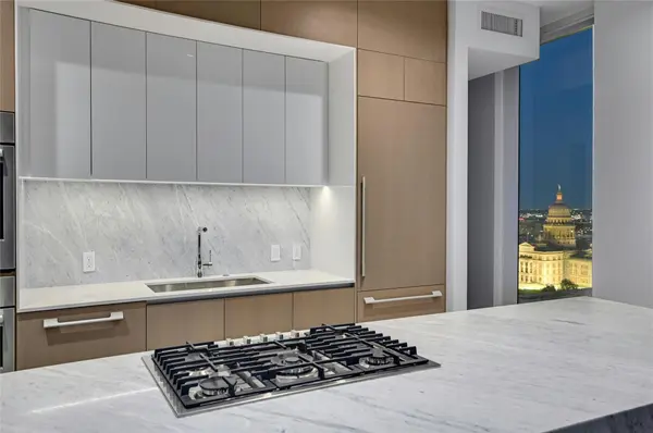313 W 17th ST #2105, Austin, TX 78701