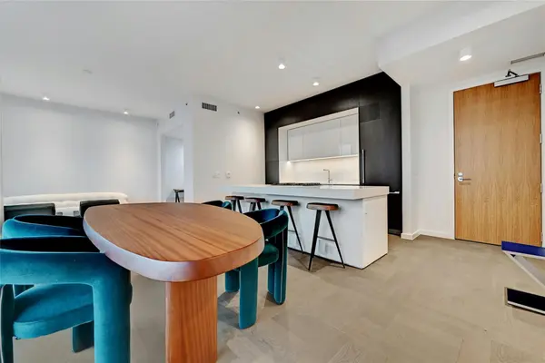 313 W 17th ST #1106, Austin, TX 78701