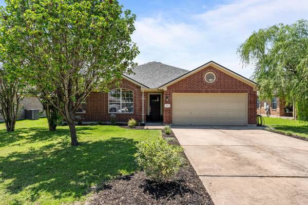 113 Hanstrom DR, Hutto, TX 78634