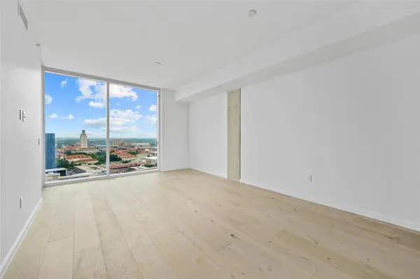 313 W 17th ST #1303, Austin, TX 78701