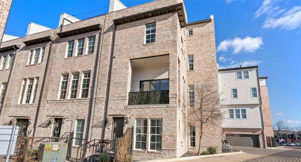 1411 Town Creek DR #4, Austin, TX 78741