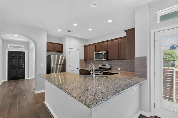 8901 Panhandle DR, Austin, TX 78747