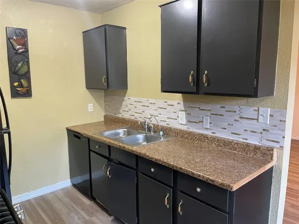 5700 Limerock HOLW, Austin, TX 78744