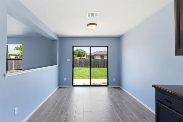 602 Yosemite TRL, Taylor, TX 76574