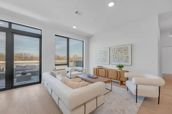 2209 S 1st ST #403, Austin, TX 78704