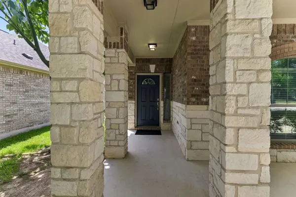 1049 Sussex WAY, Round Rock, TX 78665
